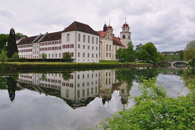 Il monastero benedettino di Rheinau nel Canton Zurigo